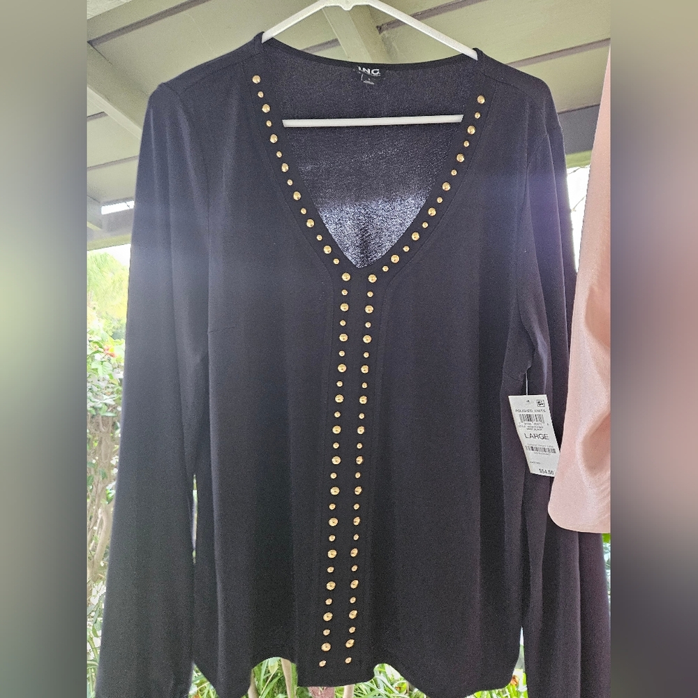 INC. INTERNATIONAL BLACK XL TOP